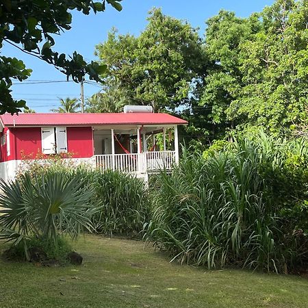 Grand Bungalow Avec Piscine Et Vue Mer Буйянт Екстериор снимка
